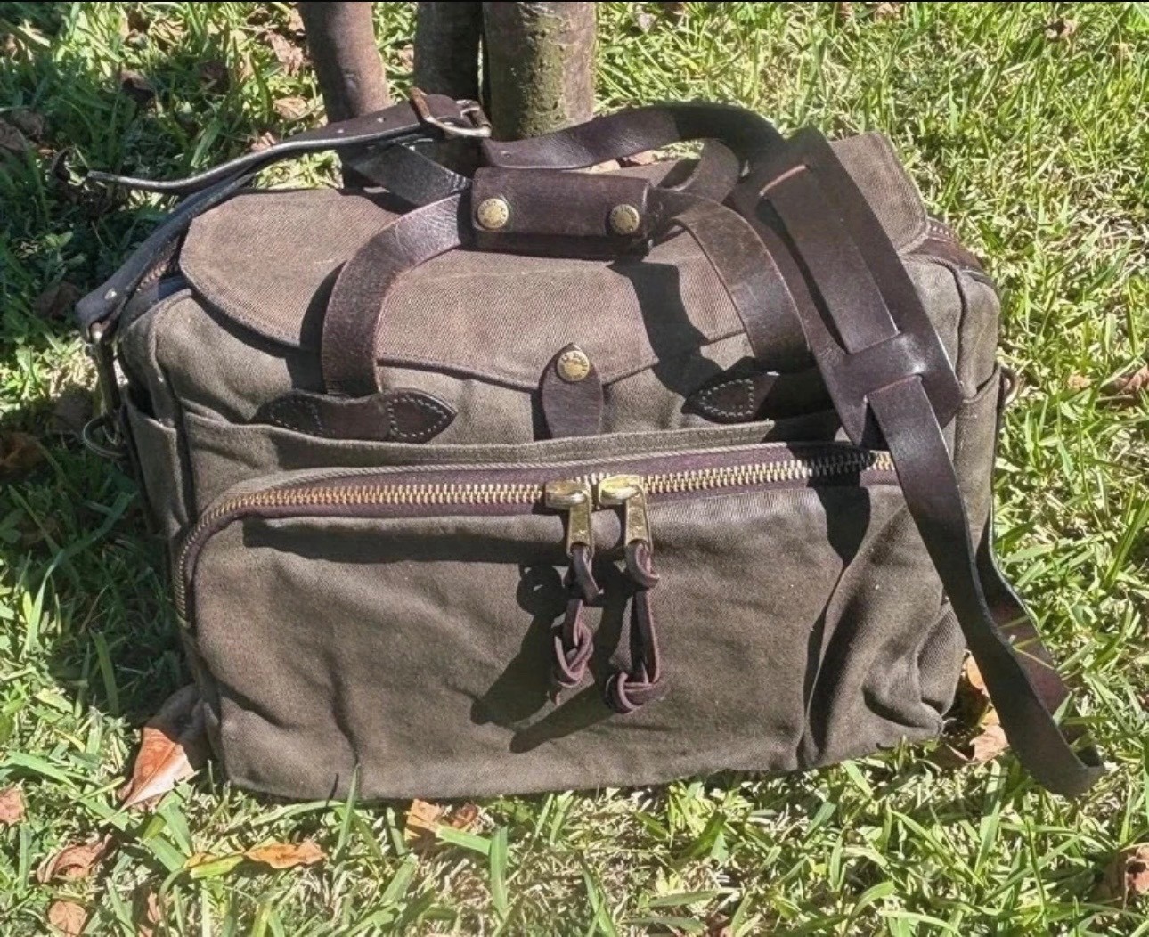 Filson 11070258 Rugged Twill Padded Computer Bag - Otter Green Filson 11070258 Rugged Twill Padded Computer Bag - Otter Green