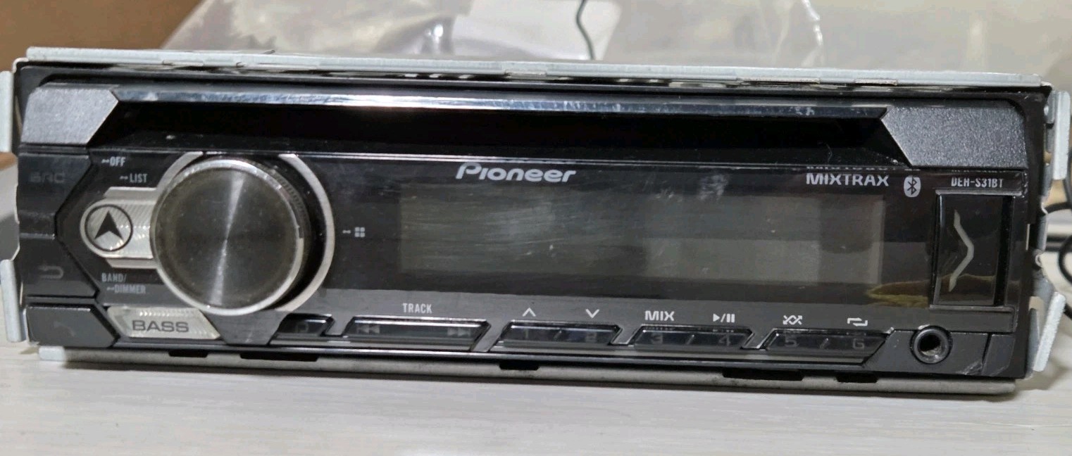 Pioneer DEH-S31BT CD Player Bluetooth iPhone/Android AM/FM MP3 USB W/ Mic Tested