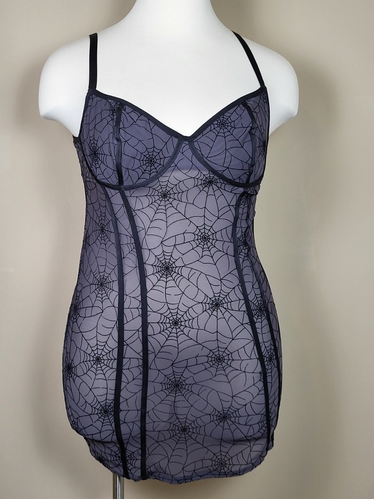 Torrid Size 1 Spider Mesh Underwire Intimate Lingerie Goth or Halloween Torrid Size 1 Spider Mesh Underwire Intimate Lingerie Goth or Halloween