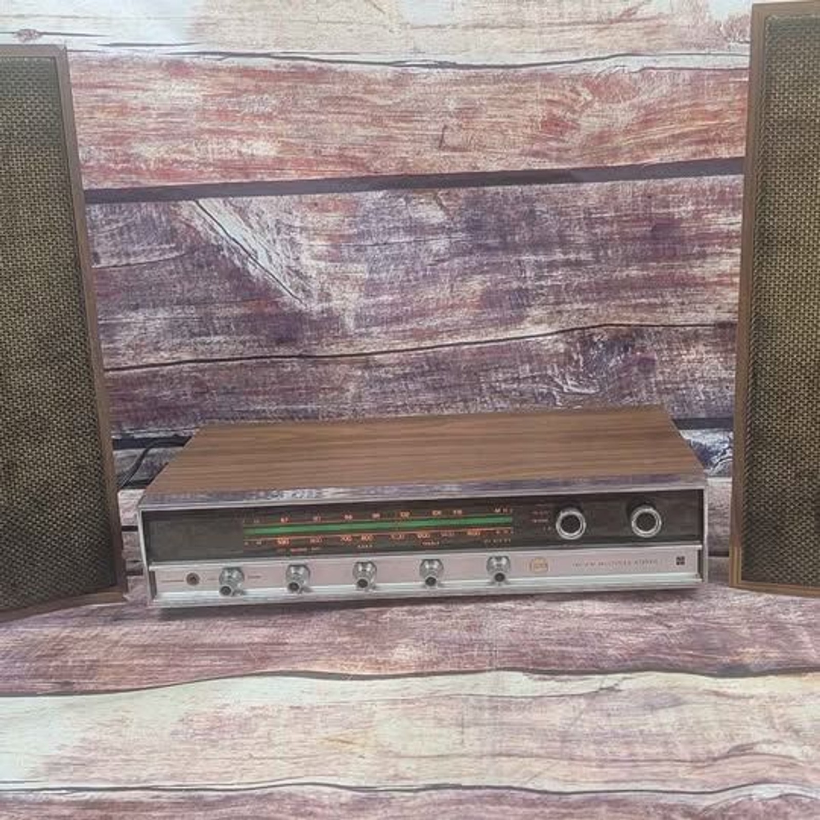 Vintage Panasonic RE-7670D Receiver With Matching Speakers Vintage Panasonic RE-7670D Receiver With Matching Speakers