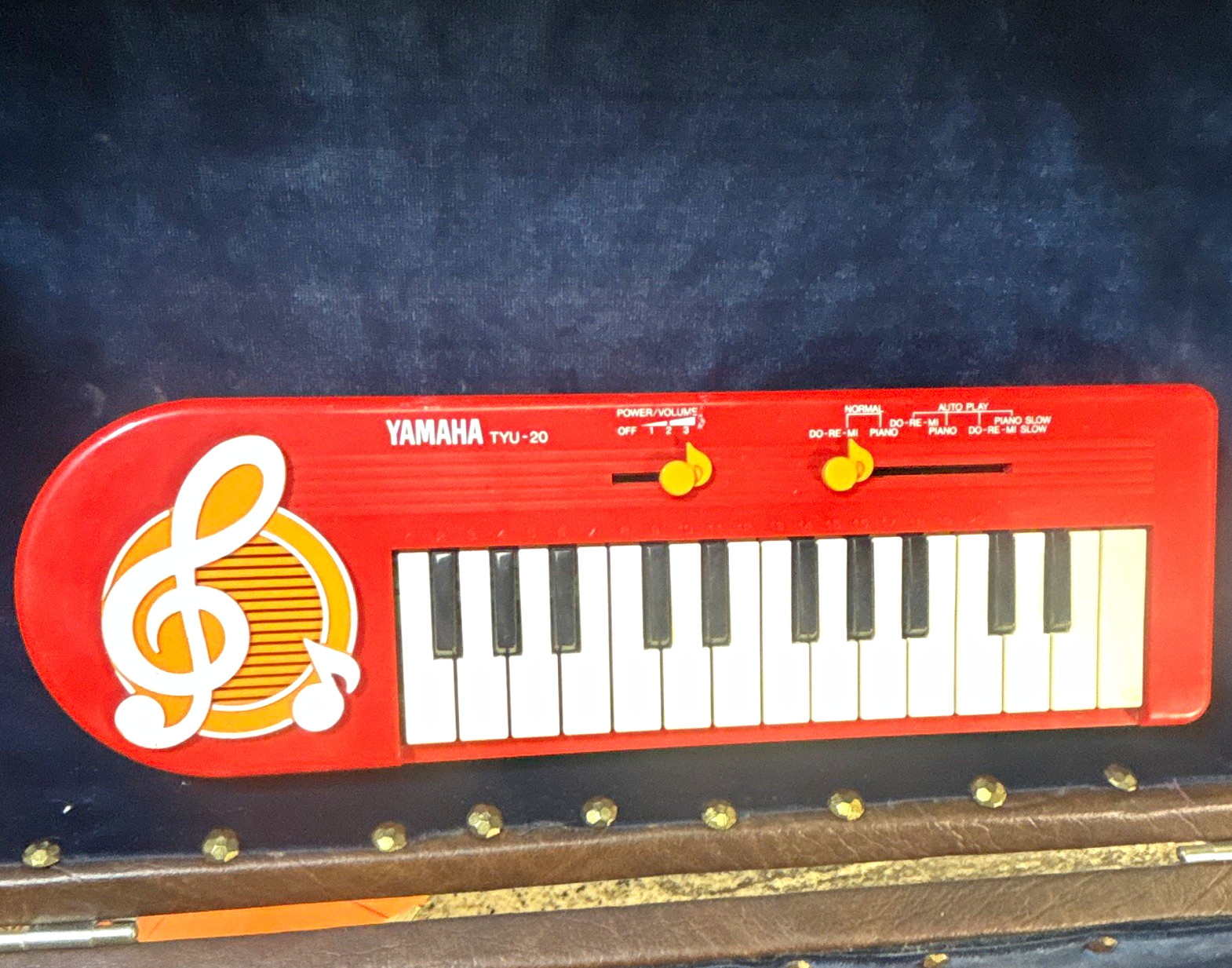 Rare Vintage 1984 Yamaha TYU-20 Toy Music Computer Red Keyboard Synth Japan TEST Rare Vintage 1984 Yamaha TYU-20 Toy Music Computer Red Keyboard Synth Japan TEST
