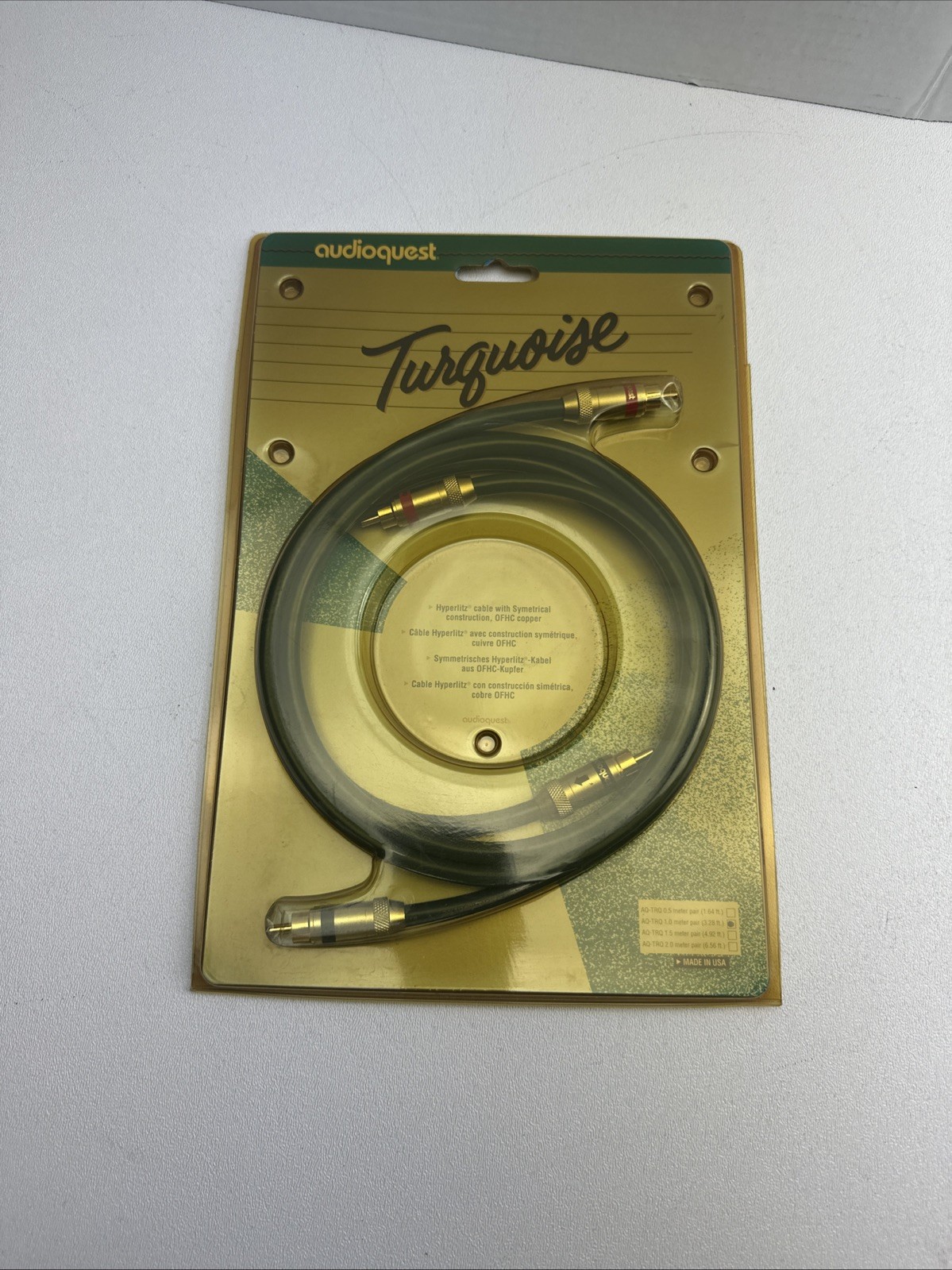 AudioQuest Turquoise Hyperlitz 1 meter RCA Interconnect Cables 3.28 ft New AudioQuest Turquoise Hyperlitz 1 meter RCA Interconnect Cables 3.28 ft New