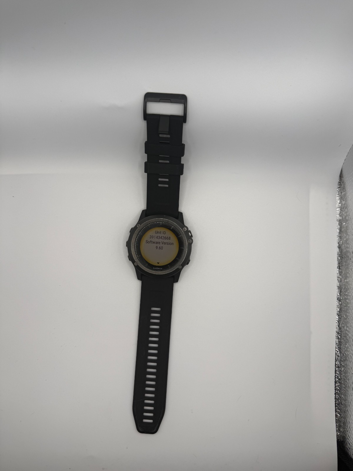 Garmin Fenix 3 GPS Multisport Watch, Black Band & Charger Included, Tested