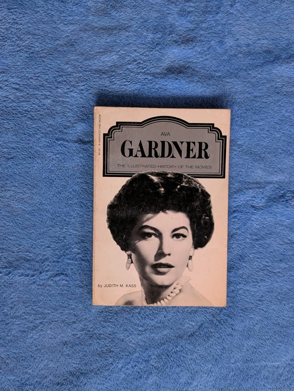AVA GARDNER Judith M. Kass Paperback Book 1977 Pyramid History Of Movies AVA GARDNER Judith M. Kass Paperback Book 1977 Pyramid History Of Movies