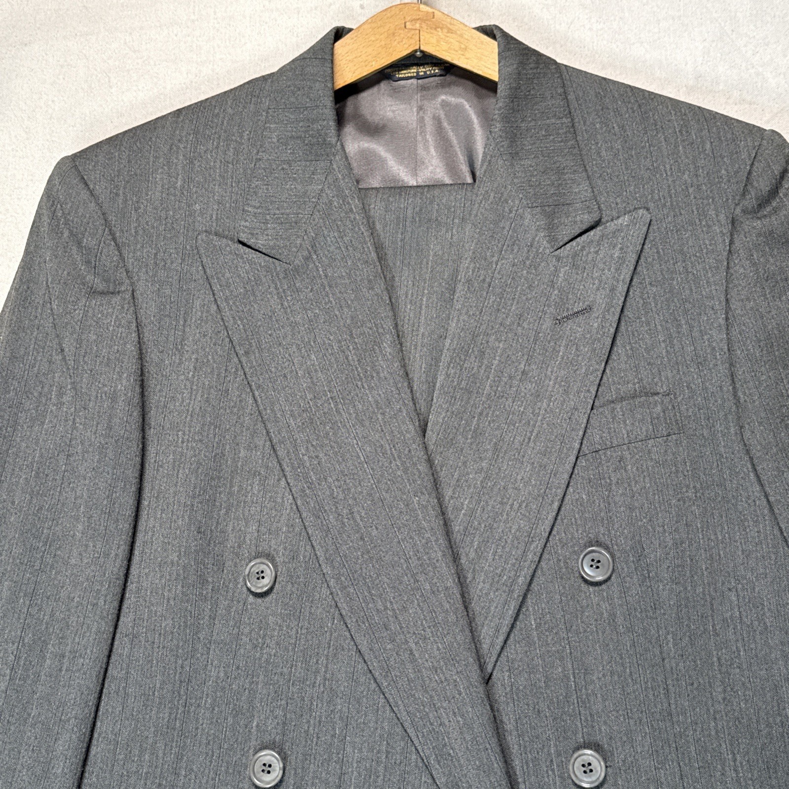 Vintage Nino Cerruti Mens Green Double Breasted Cuffed Pleated Sz 44 Pants 32x31 Vintage Nino Cerruti Mens Green Double Breasted Cuffed Pleated Sz 44 Pants 32x31
