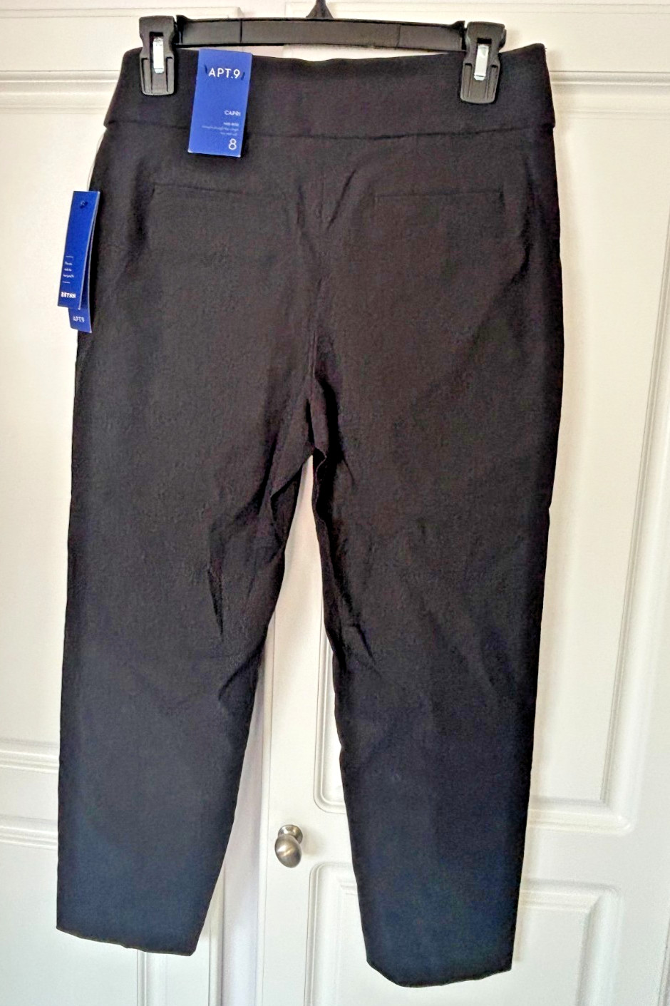 NWT APT.9  BRYNN BLACK CAPRI  MID RISE PULL ON  PANTS, SZ: 8 SUPPER STRETCHY