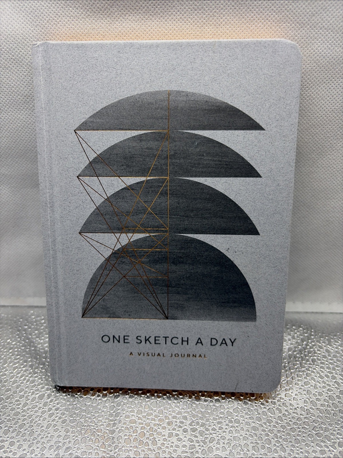 Modern One Sketch a Day: A Visual Journal - Diary By Chronicle Books - GOOD Modern One Sketch a Day: A Visual Journal - Diary By Chronicle Books - GOOD