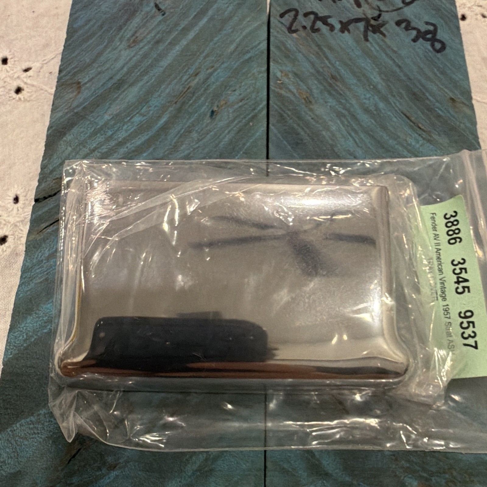 Fender American Vintage 1957 Stratocaster Ash Tray Bridge Cover