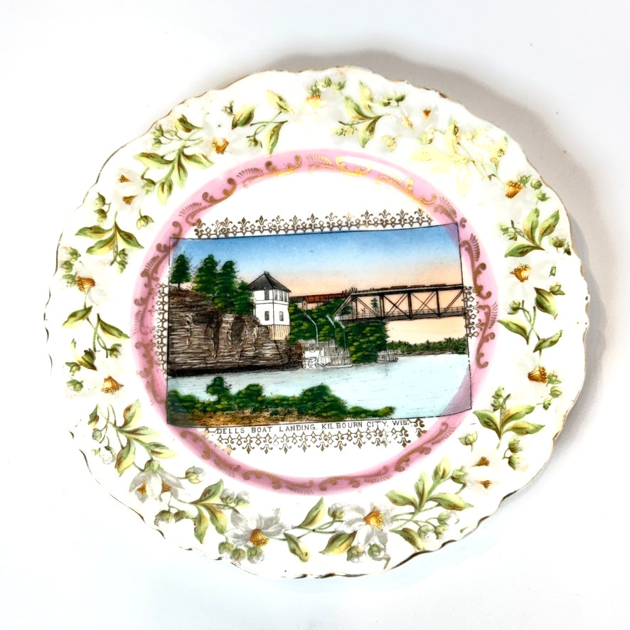 KILBOURN CITY Dells Landing Boat WI WISCONSIN Souvenir China TRINKET DISH KILBOURN CITY Dells Landing Boat WI WISCONSIN Souvenir China TRINKET DISH