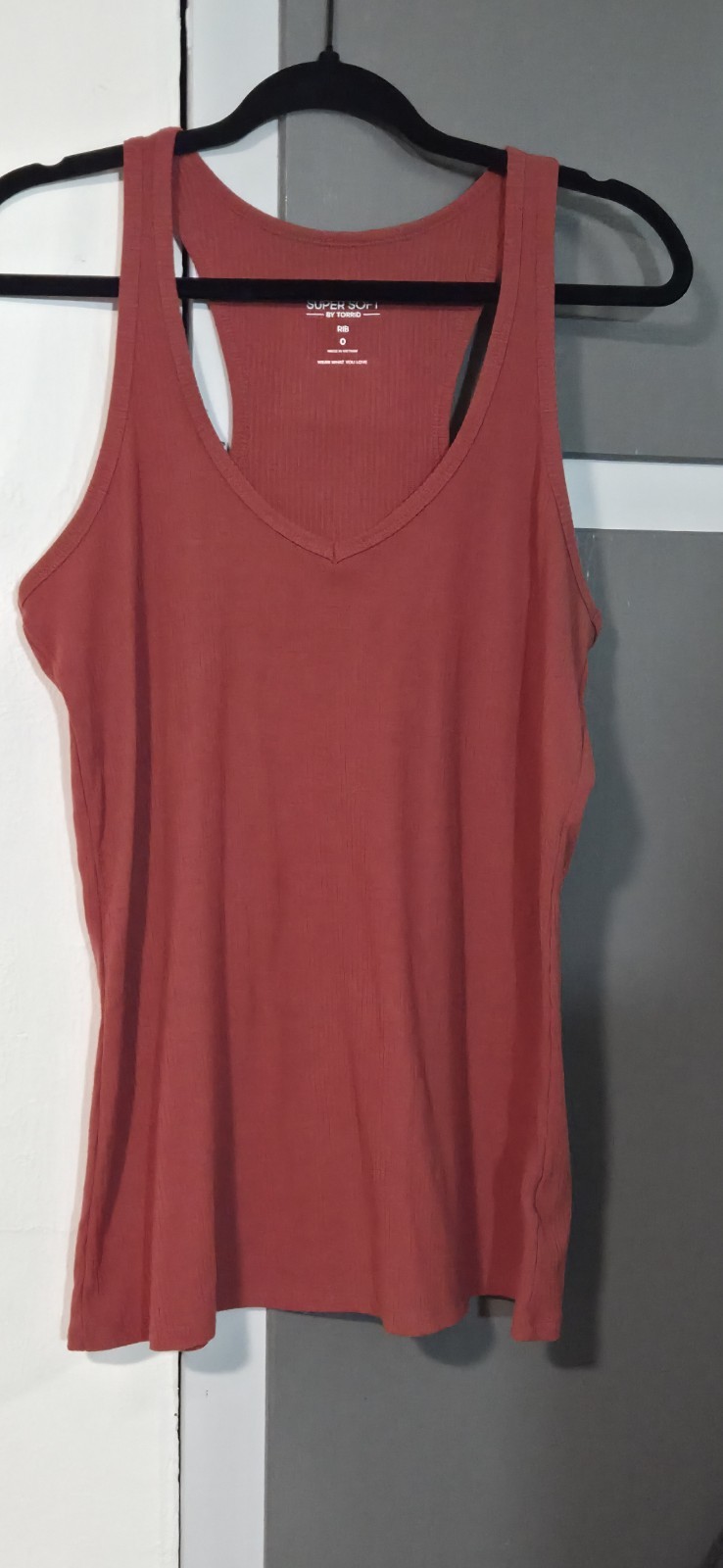 Torrid Supersoft Rib V-Neck Racerback Tank Size 0 Torrid Supersoft Rib V-Neck Racerback Tank Size 0