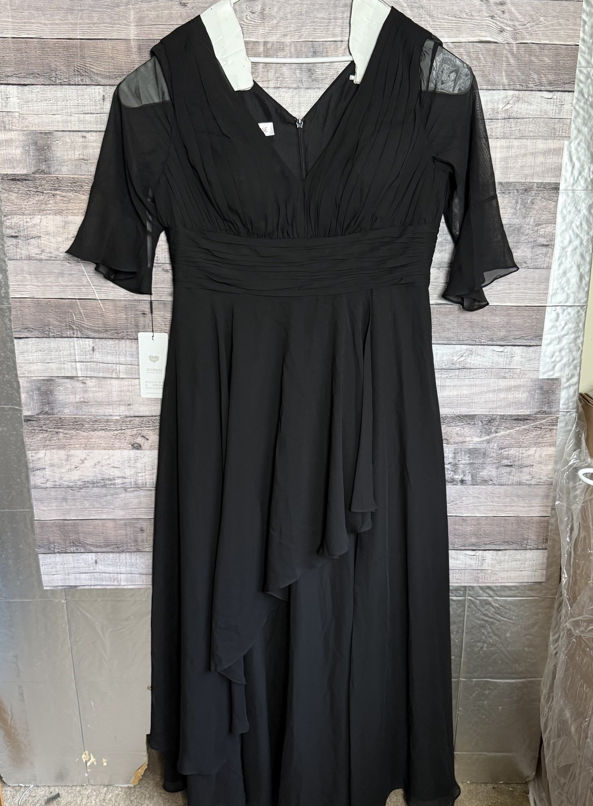 JJ\'s House Black Chiffon V-Neck Short Sleeve Special Occasion Dress Size 18W NWT