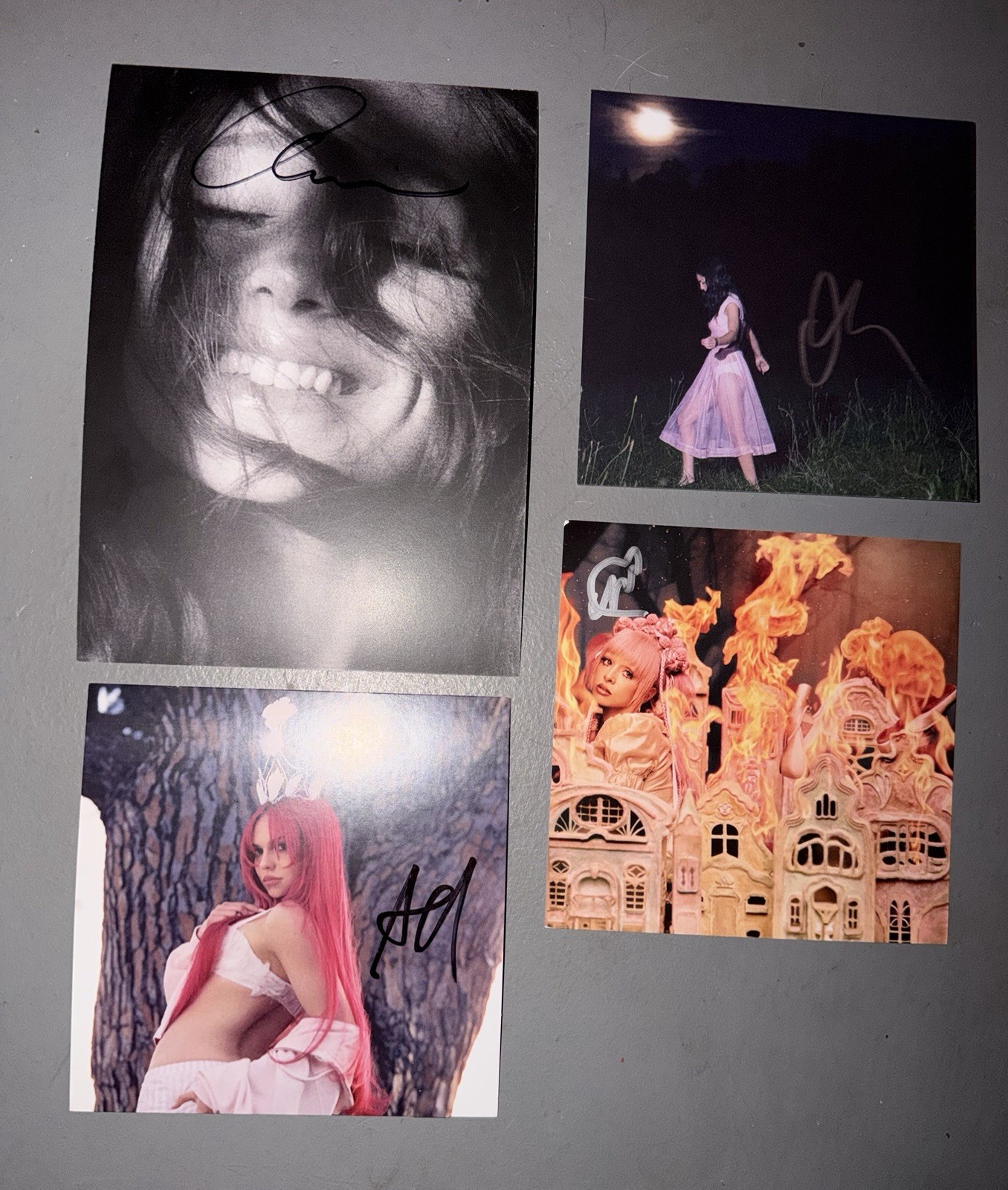 Signed Inserts From Olivia Rodrigo Ariana Grande Melanie Martinez and ADÉLA Signed Inserts From Olivia Rodrigo Ariana Grande Melanie Martinez and ADÉLA