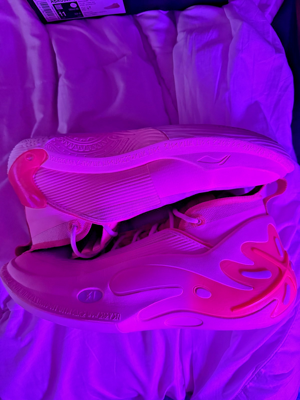 Li-Ning Way Of Wade 808 5 Ultra Cherry Blossom Size 11 Li-Ning Way Of Wade 808 5 Ultra Cherry Blossom Size 11