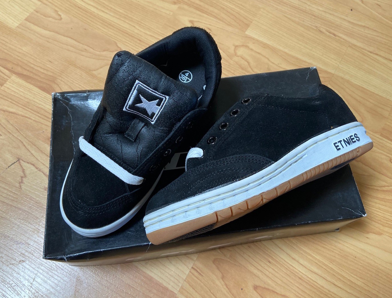 Vtg 90s Etnies Inter City Skate Shoes Sz 4 Men’s Chunky Deadstock Black White Vtg 90s Etnies Inter City Skate Shoes Sz 4 Men’s Chunky Deadstock Black White