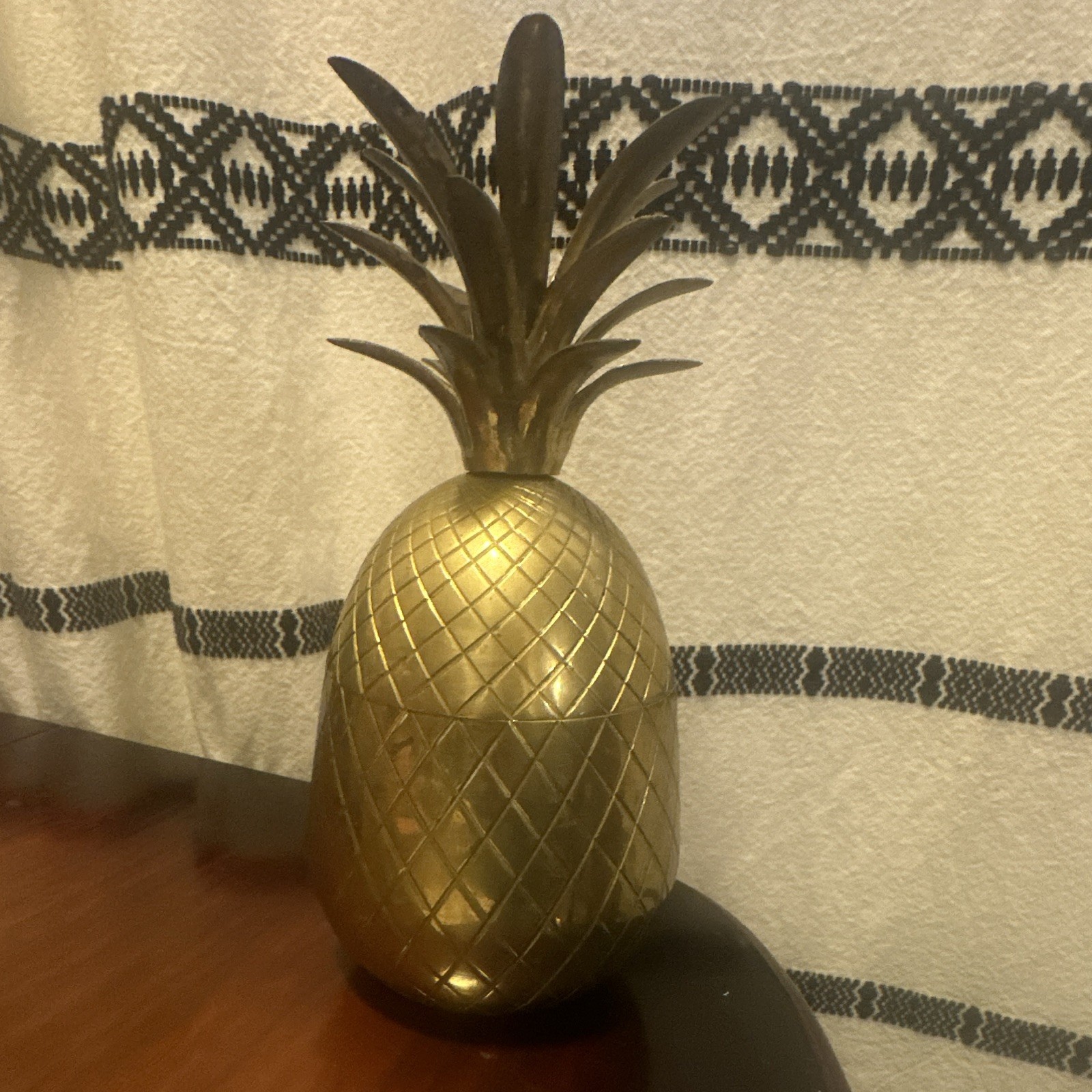 ETHAN ALLEN Solid Brass Pineapple Trinket w/ Lid, Geometric Pattern 9”T X 14.5”D ETHAN ALLEN Solid Brass Pineapple Trinket w/ Lid, Geometric Pattern 9”T X 14.5”D