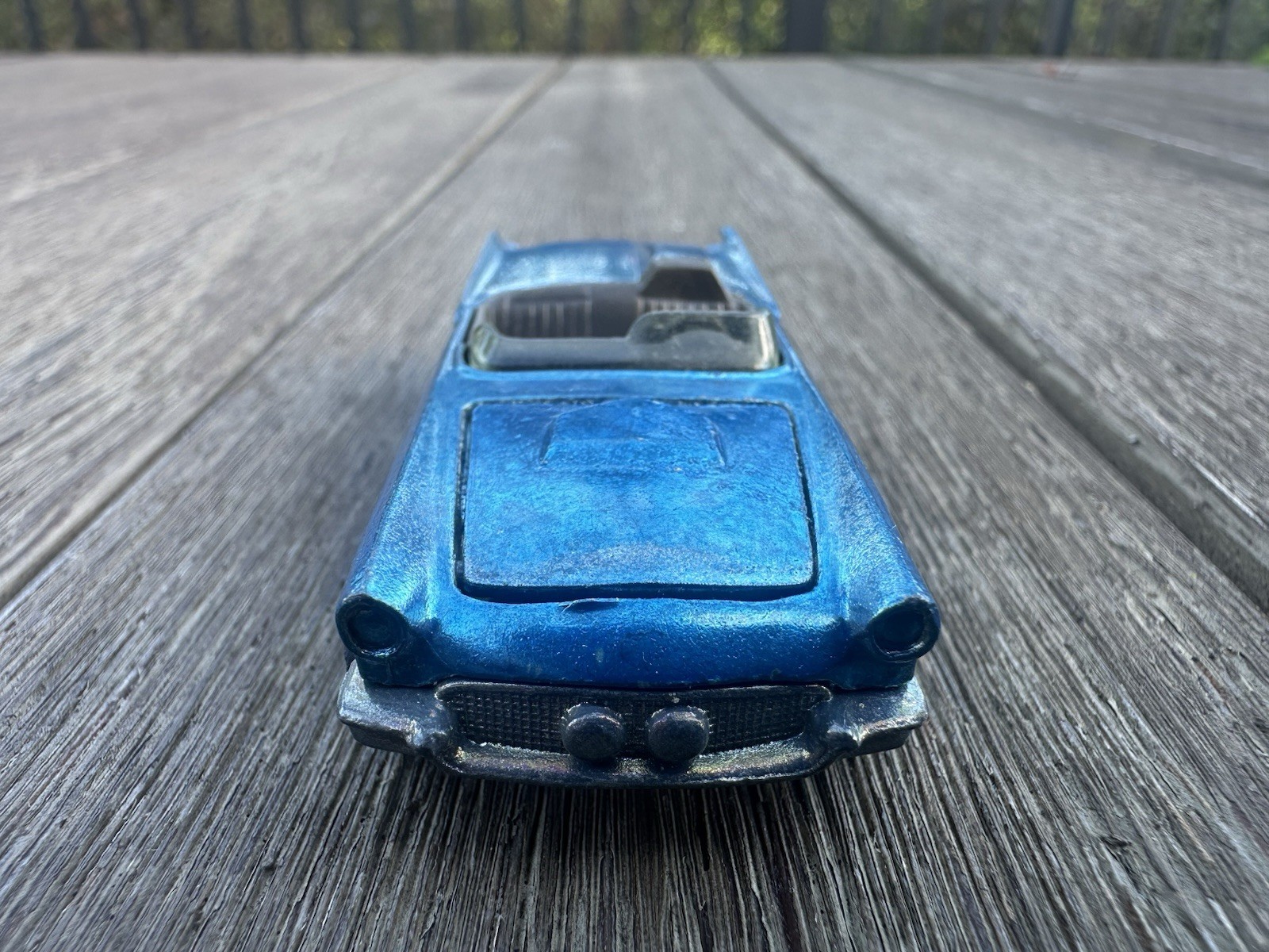Vintage Hot Wheels Redline Classic ‘57 T-Bird Light “Ice” Blue - Fair Condition Vintage Hot Wheels Redline Classic ‘57 T-Bird Light “Ice” Blue - Fair Condition