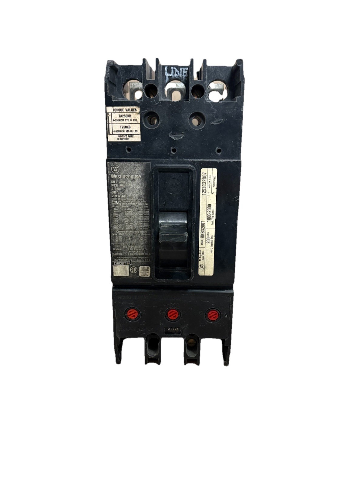Westinghouse KB3200F 3 Pole Circuit Breaker *Chipped* Westinghouse KB3200F 3 Pole Circuit Breaker *Chipped*