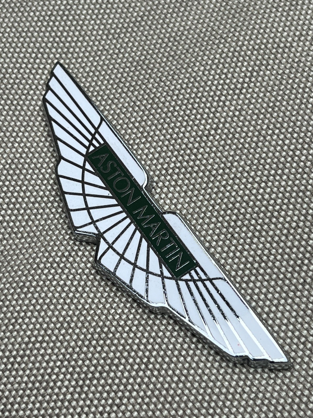 Authentic Aston Martin Wings Hood/Trunk Badge Emblem – Enamel & Chrome – 4.75\ Authentic Aston Martin Wings Hood/Trunk Badge Emblem – Enamel & Chrome – 4.75\