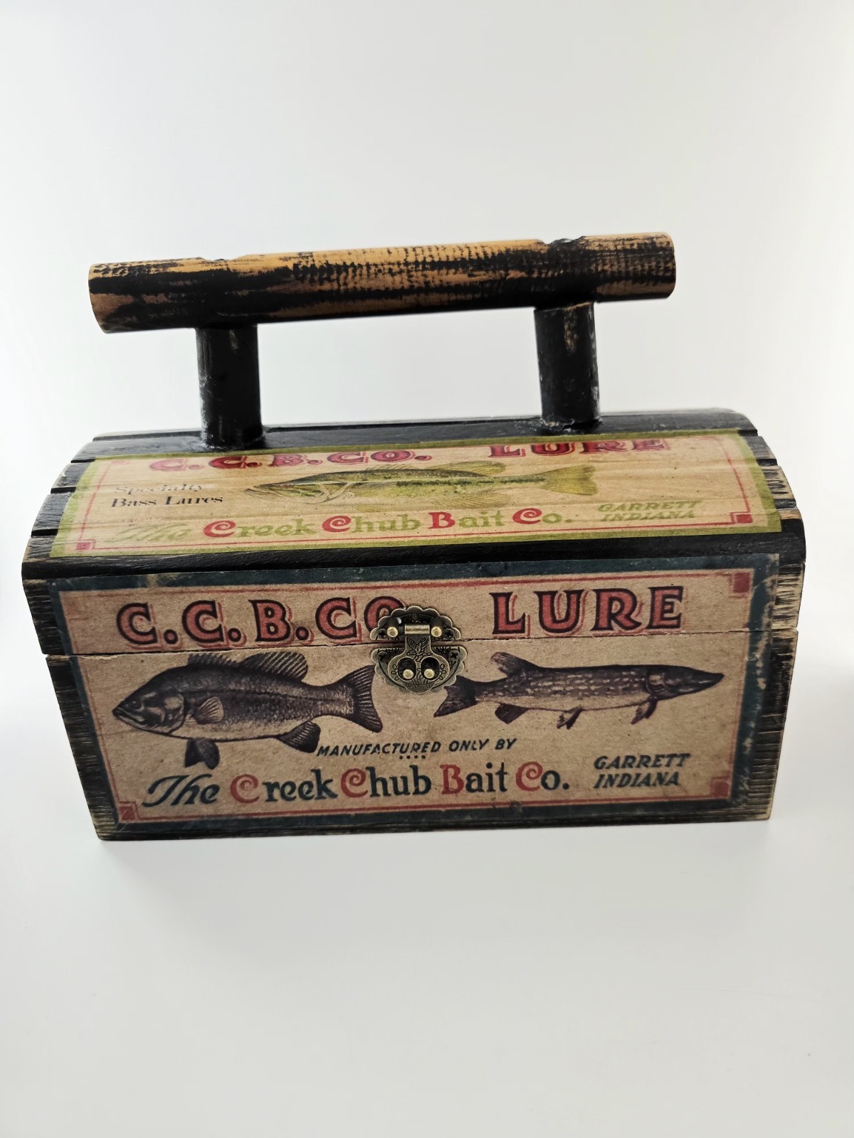Creek Chub Wood Chest Fishing Lures Tackle Box Man Cave Display Creek Chub Wood Chest Fishing Lures Tackle Box Man Cave Display