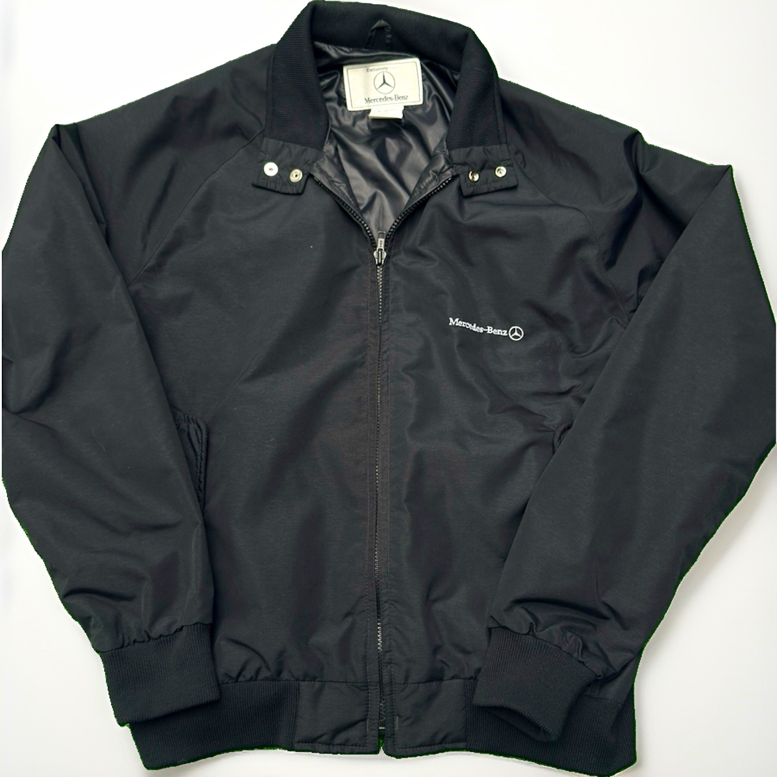 Mercedes-Benz Men\'s Black Bomber Jacket Full Zip Lined Embroidered Logo L Mercedes-Benz Men\'s Black Bomber Jacket Full Zip Lined Embroidered Logo L