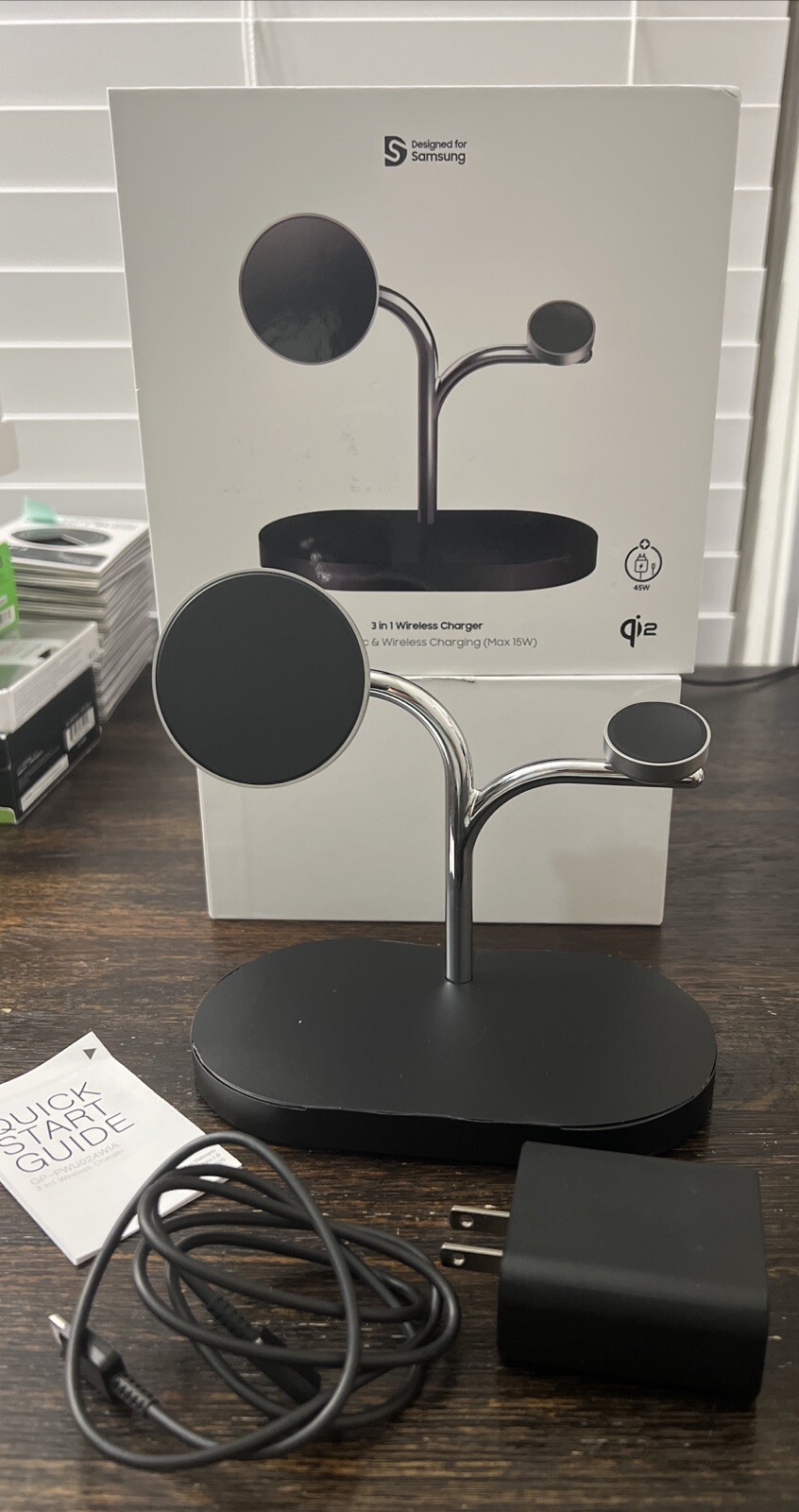 Designed For SAMSUNG 3 in 1 Wireless And Magnetic Charger Black USED* Designed For SAMSUNG 3 in 1 Wireless And Magnetic Charger Black USED*