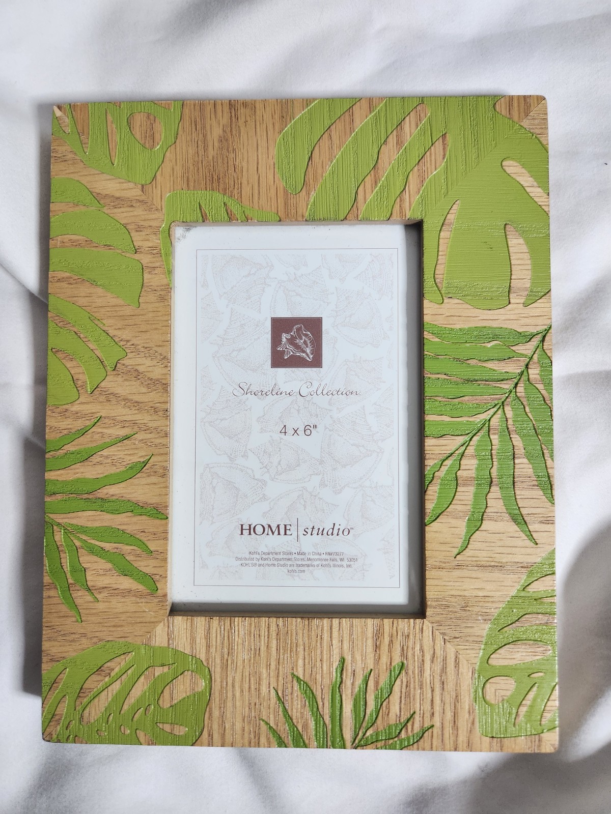 kohls home studio shoreline 4x6 photoframe light woodgrain /w green leafy accent kohls home studio shoreline 4x6 photoframe light woodgrain /w green leafy accent