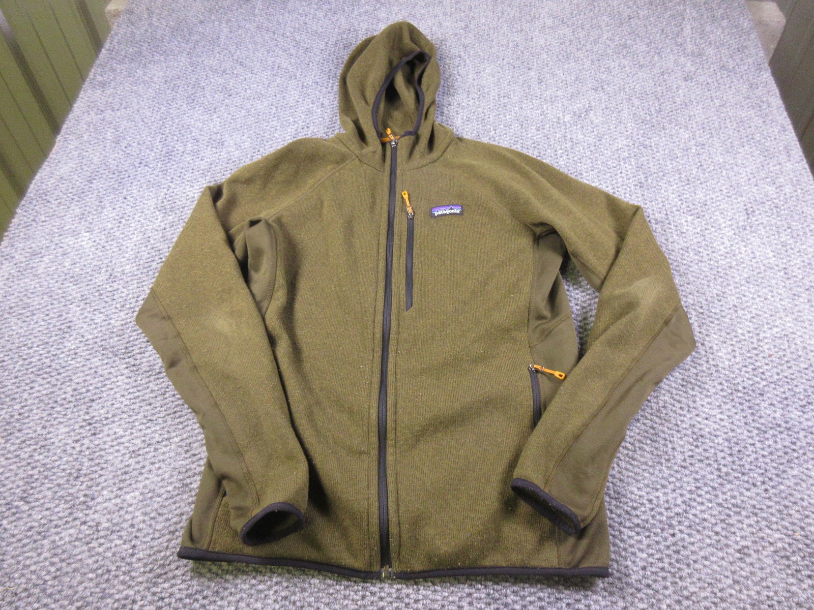 Patagonia Jacket Mens Medium Green Hooded Fleece Full Zip Pockets Hiking Outdoor