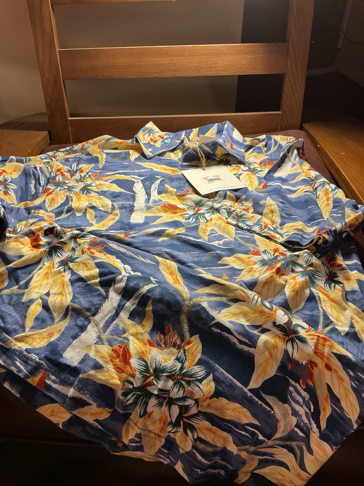 Vintage Tommy Bahama Hawaiian Pullover Shirt Medium New w Tags Floral Tropical