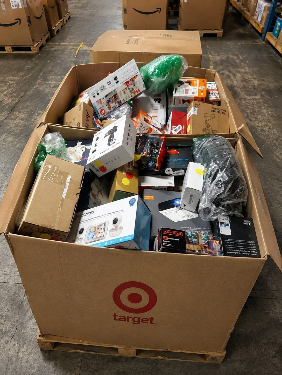 Liquidation Merchandise Surprise - Random Overstock Bundle