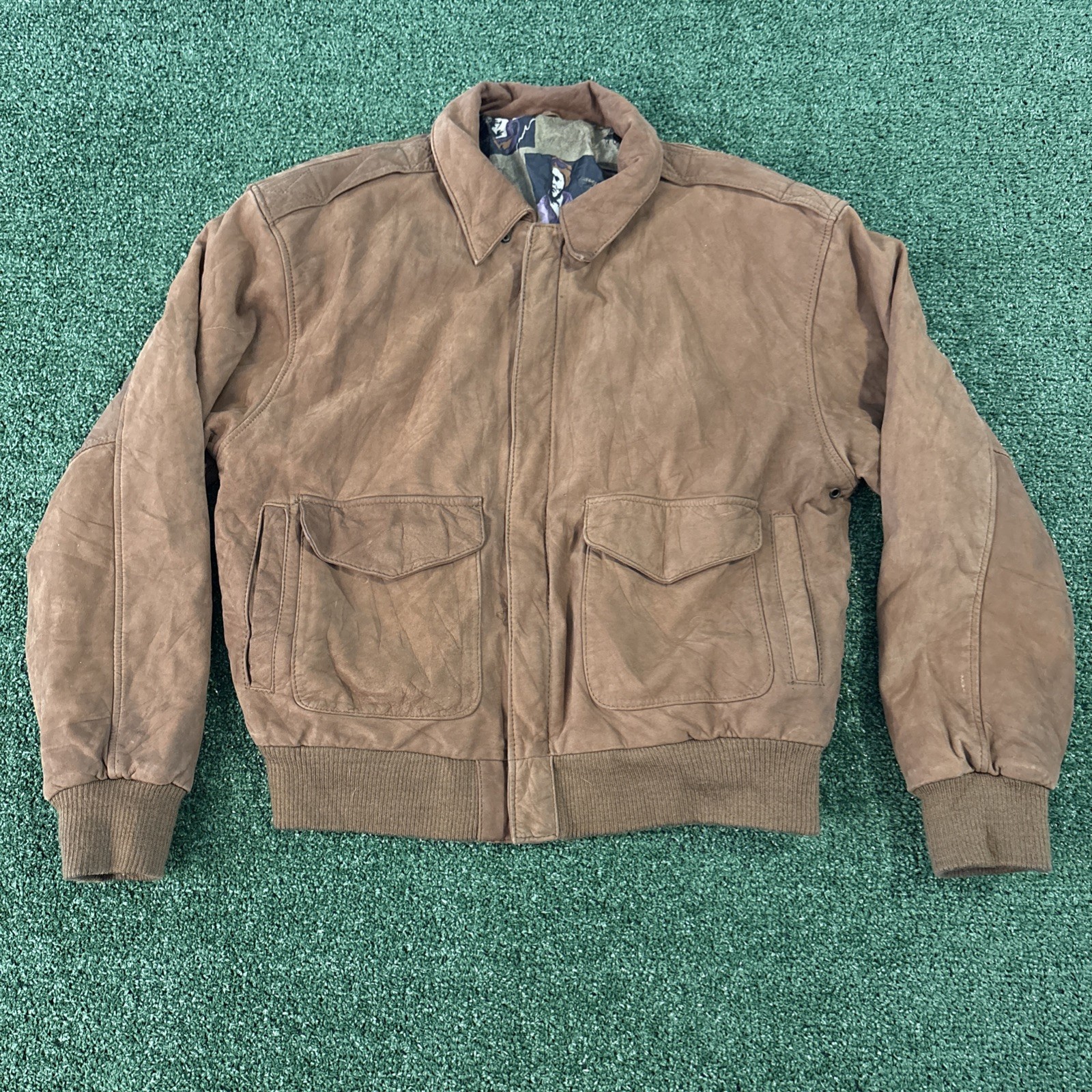 Vintage G-III A-2 Style Brown Leather Bomber Jacket Distressed Flight Army M Vintage G-III A-2 Style Brown Leather Bomber Jacket Distressed Flight Army M