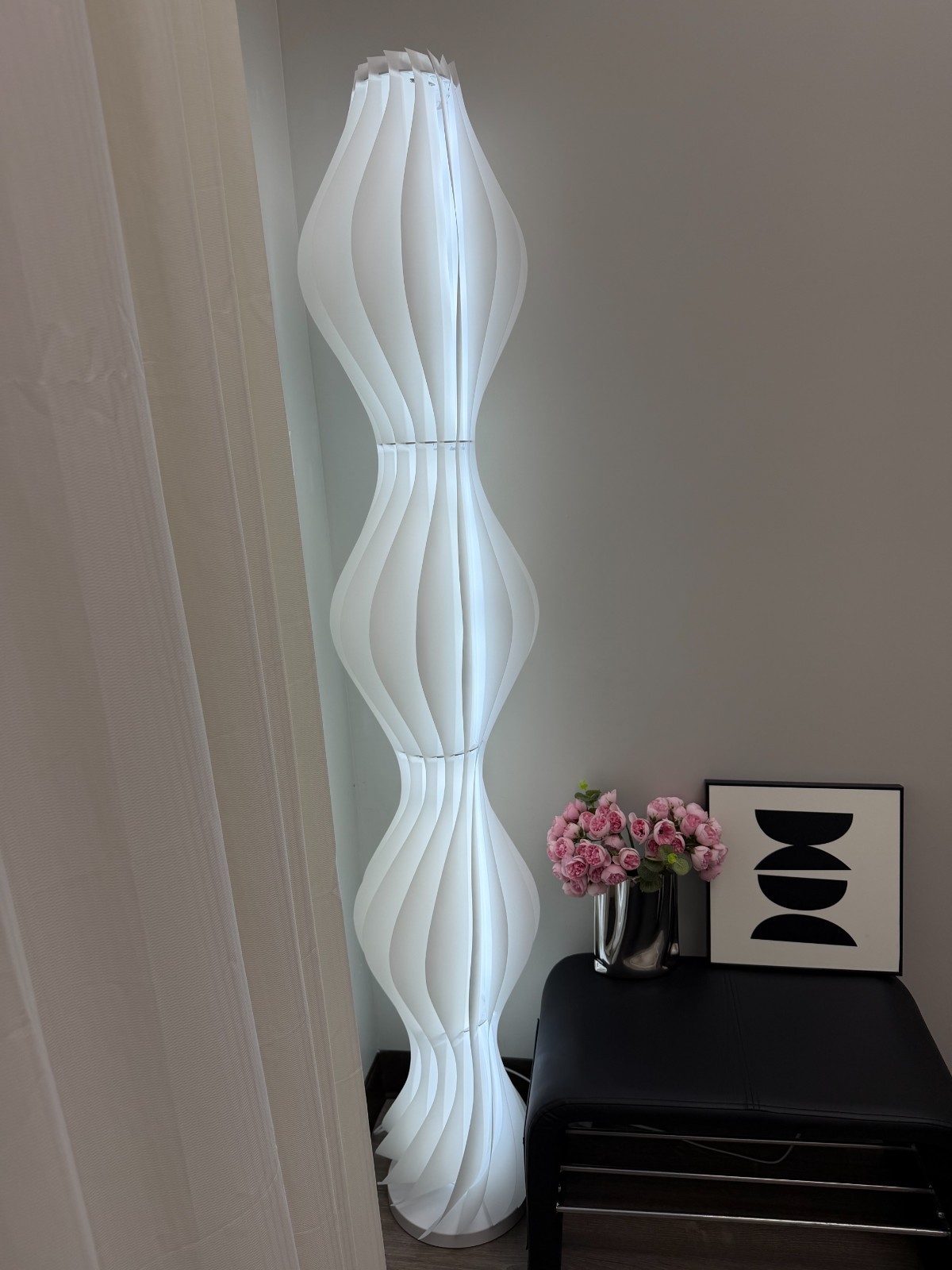 Contemporary White Spiral Floor Lamp Modern Living Room Decorative Light