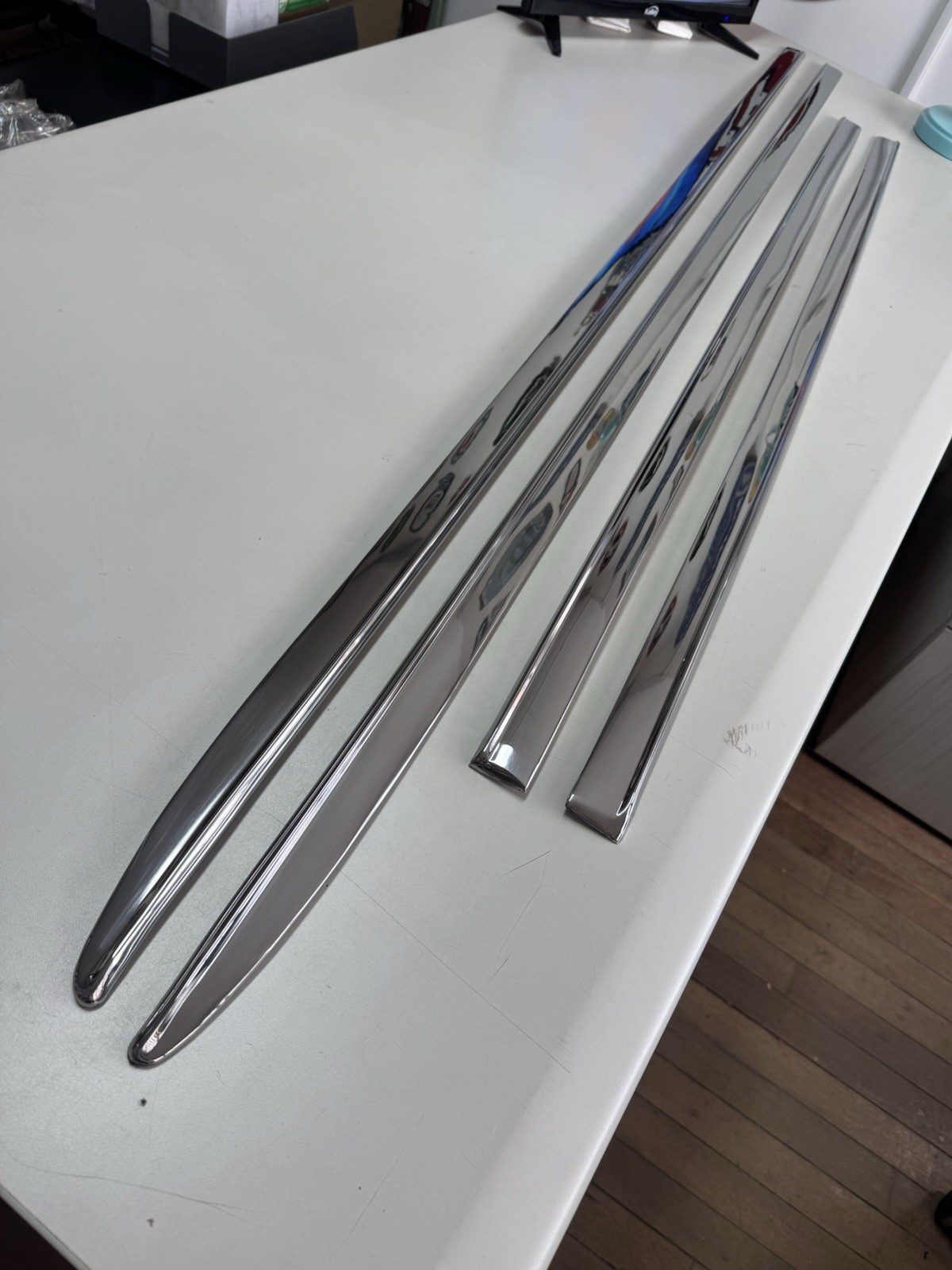 OEM 1949 1950 Mercury Coupe Molding Set Quarter & Door LH RH OEM 1949 1950 Mercury Coupe Molding Set Quarter & Door LH RH