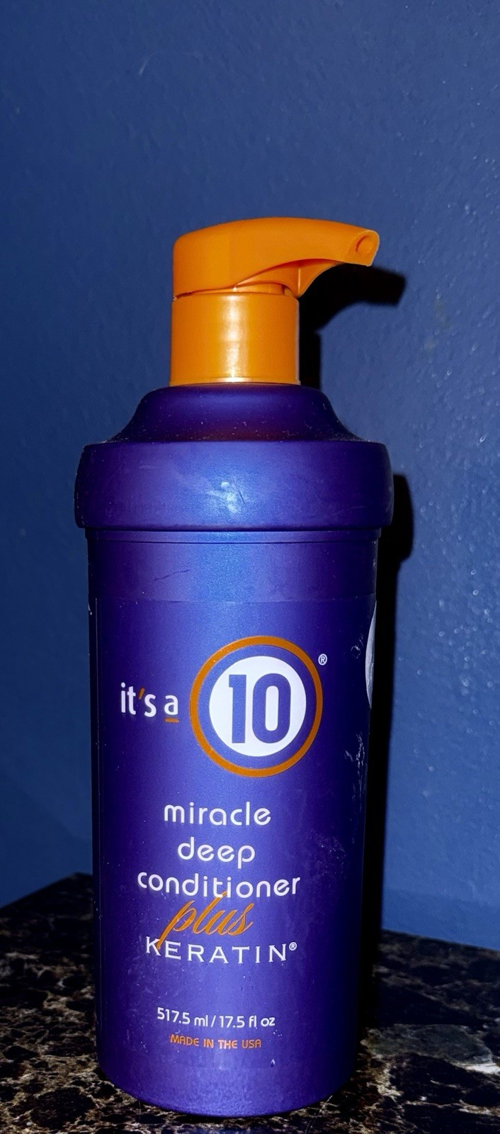 It’s a 10 Miracle Deep Conditioner Plus Keratin (17.5 oz).