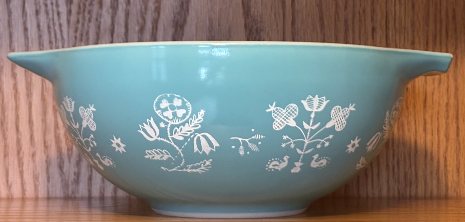 1958 PROMO PYREX TURQUOISE-NEEDLEPOINT EMBROIDERY CINDERELLA MIXING BOWL 443 1958 PROMO PYREX TURQUOISE-NEEDLEPOINT EMBROIDERY CINDERELLA MIXING BOWL 443