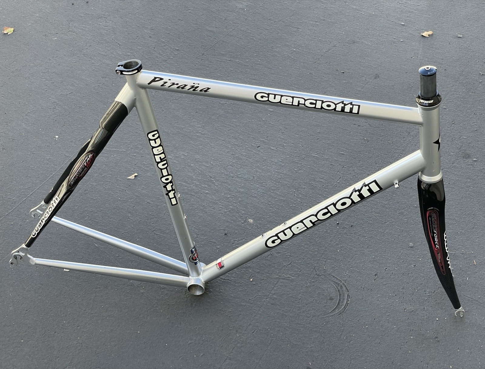 Guerciotti Pirana Road Bike Steel Frame / Carbon Seat Stays & Carbon Fork