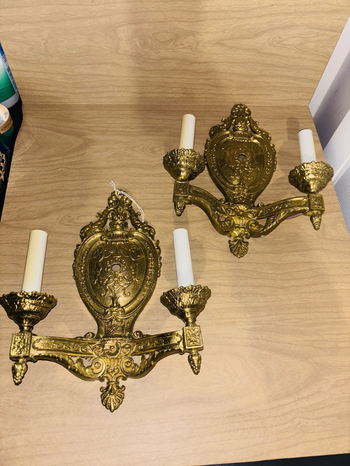 VTG Pair Brass Double Arm Wall Sconces Victorian Style Corset Electric(2) VTG Pair Brass Double Arm Wall Sconces Victorian Style Corset Electric(2)