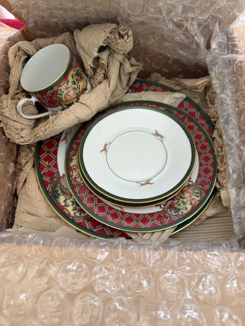 Noritake Royal Hunt 5 Pc Place Setting Dinner Salad Bread Cup Saucer NEW