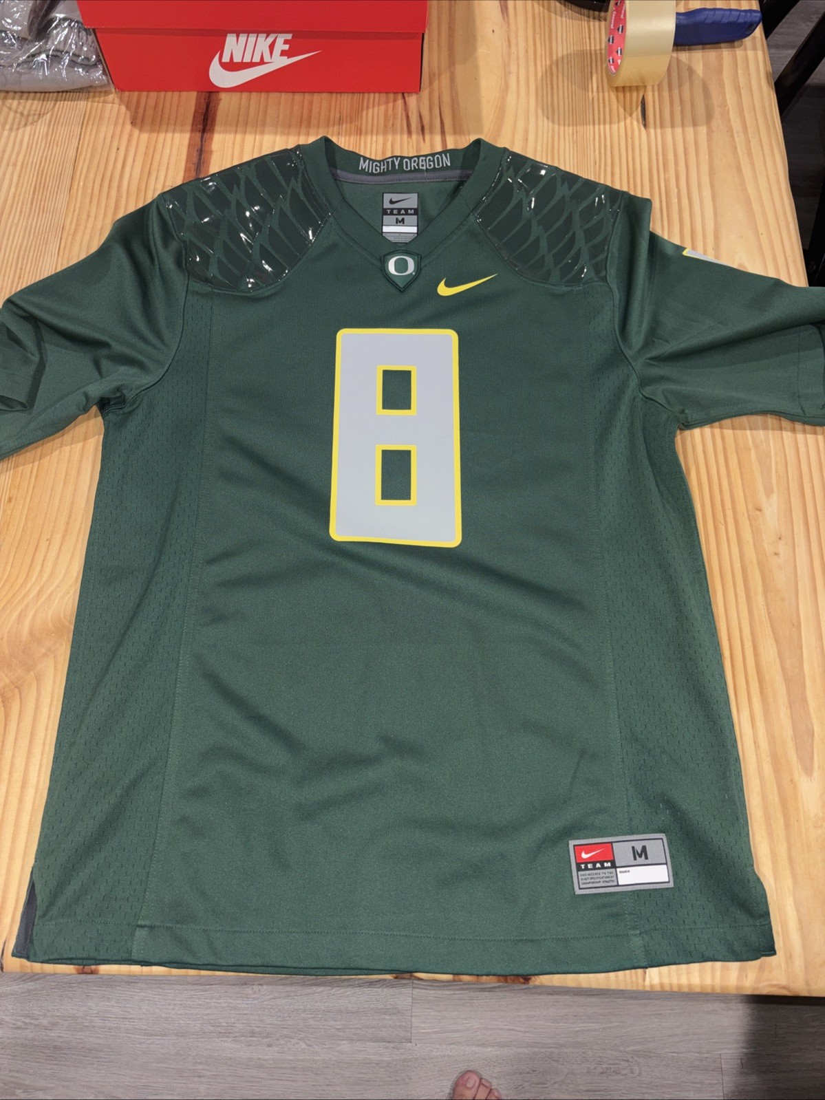 Oregon Ducks Authenic Nike Football Jersey #8 Men’s M Green Mach Speed Style