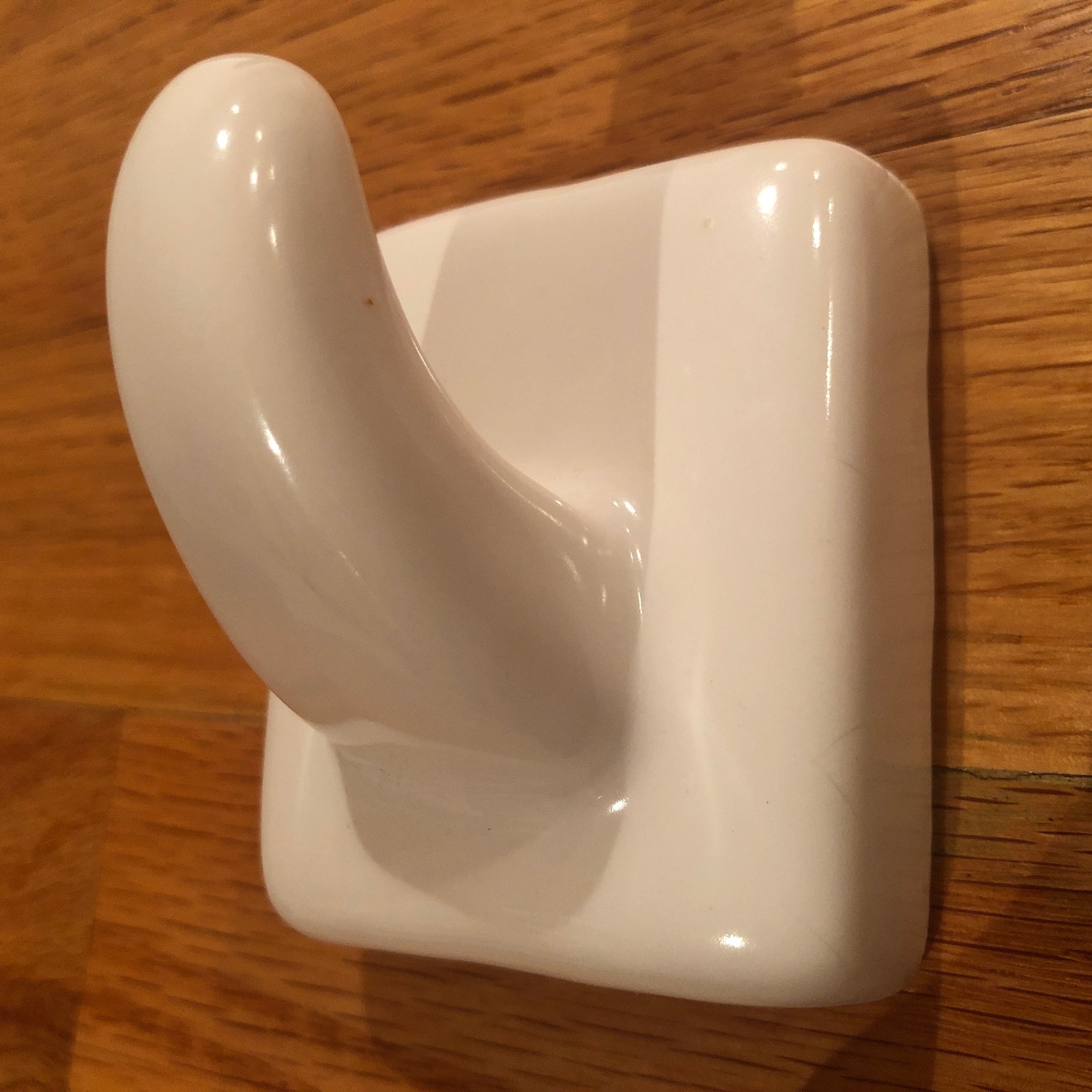 B & W Porcelain Robe Hook # 1430 White w/ all mounting Hardware ~ VTG NEW B & W Porcelain Robe Hook # 1430 White w/ all mounting Hardware ~ VTG NEW