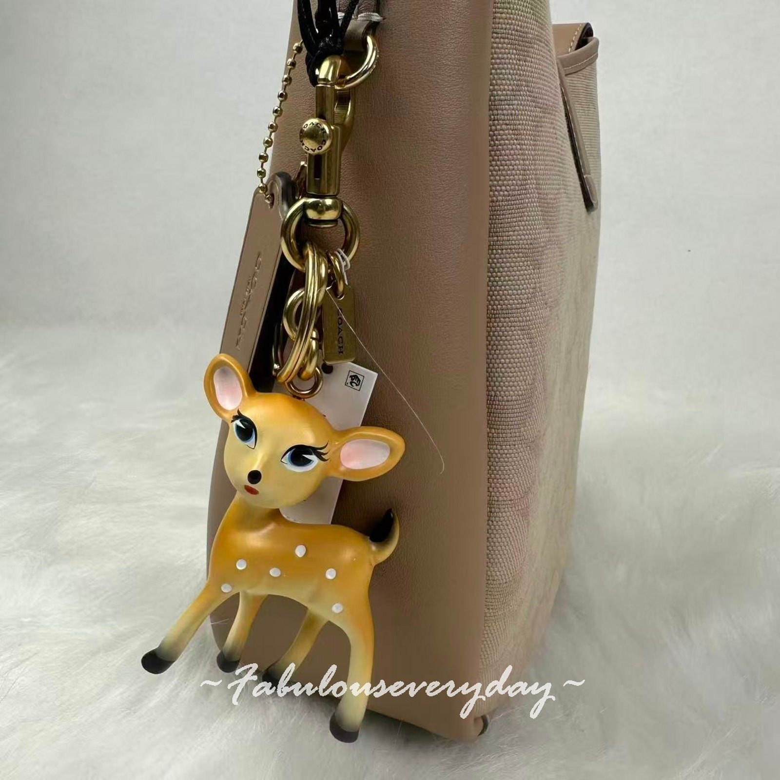 Coach Deer Bag Charm Keyring CCD40 Resin Metal Brass Tan NWT Coach Deer Bag Charm Keyring CCD40 Resin Metal Brass Tan NWT
