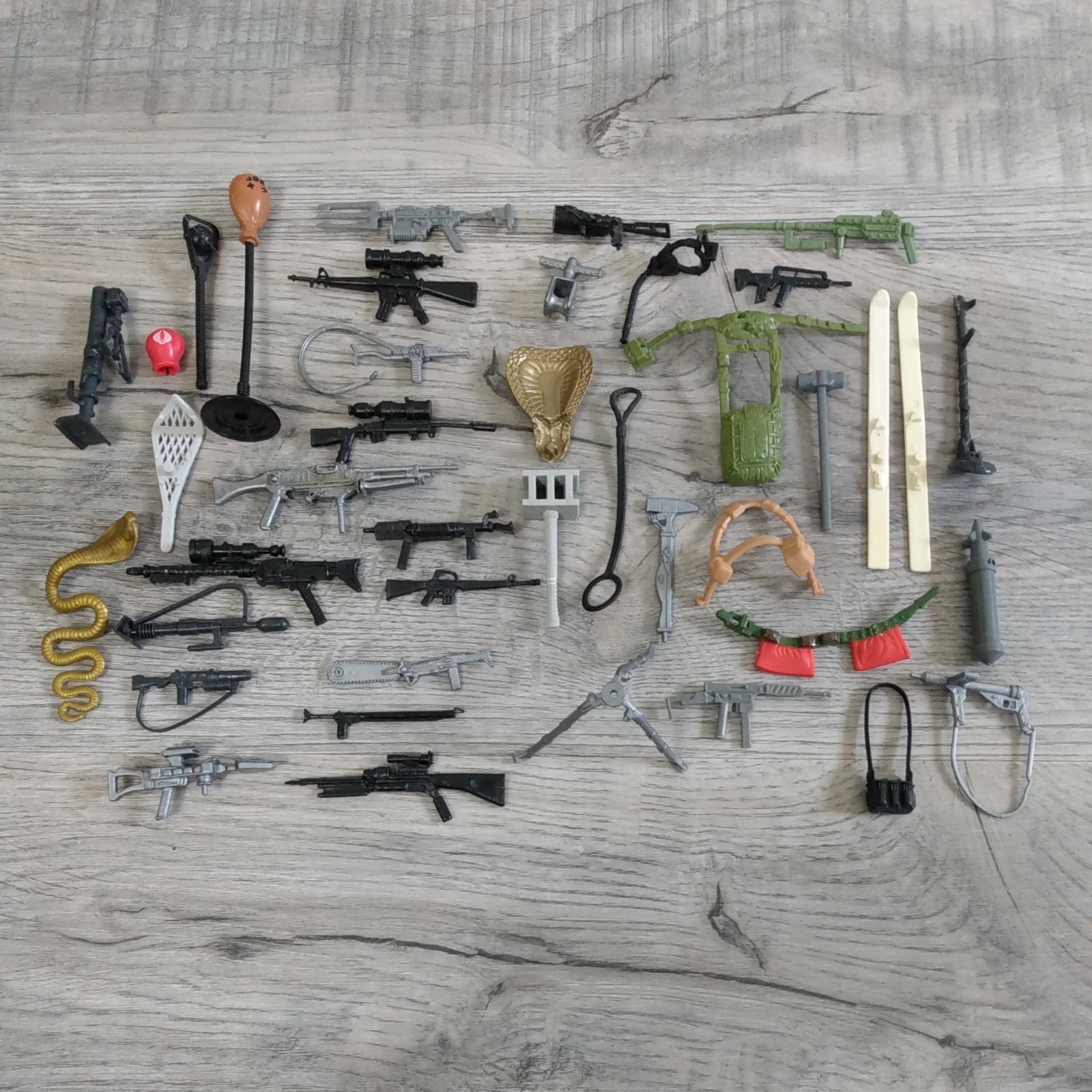 Vintage GI Joe Parts Weapons Guns & Accessories Lot Vintage GI Joe Parts Weapons Guns & Accessories Lot
