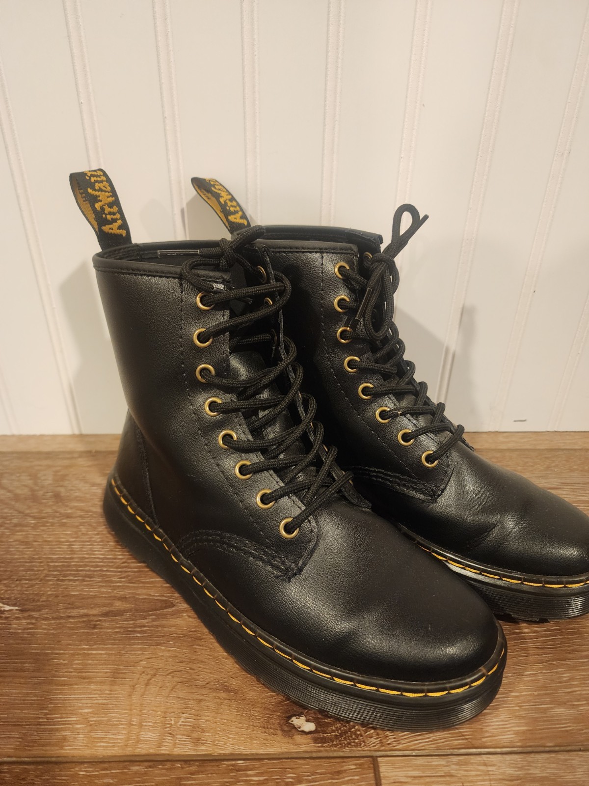 Dr. Martens Air Wair Leather Women\'s Combat Boots - Black, US 7 Dr. Martens Air Wair Leather Women\'s Combat Boots - Black, US 7