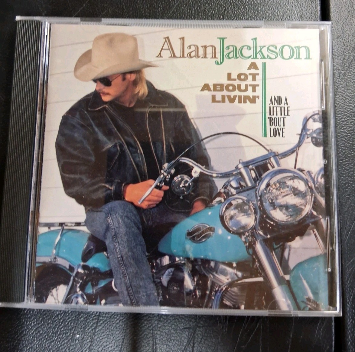 Alan Jackson Lot about Livin\' (& Little \'bout Love) (CD, 1992) Alan Jackson Lot about Livin\' (& Little \'bout Love) (CD, 1992)