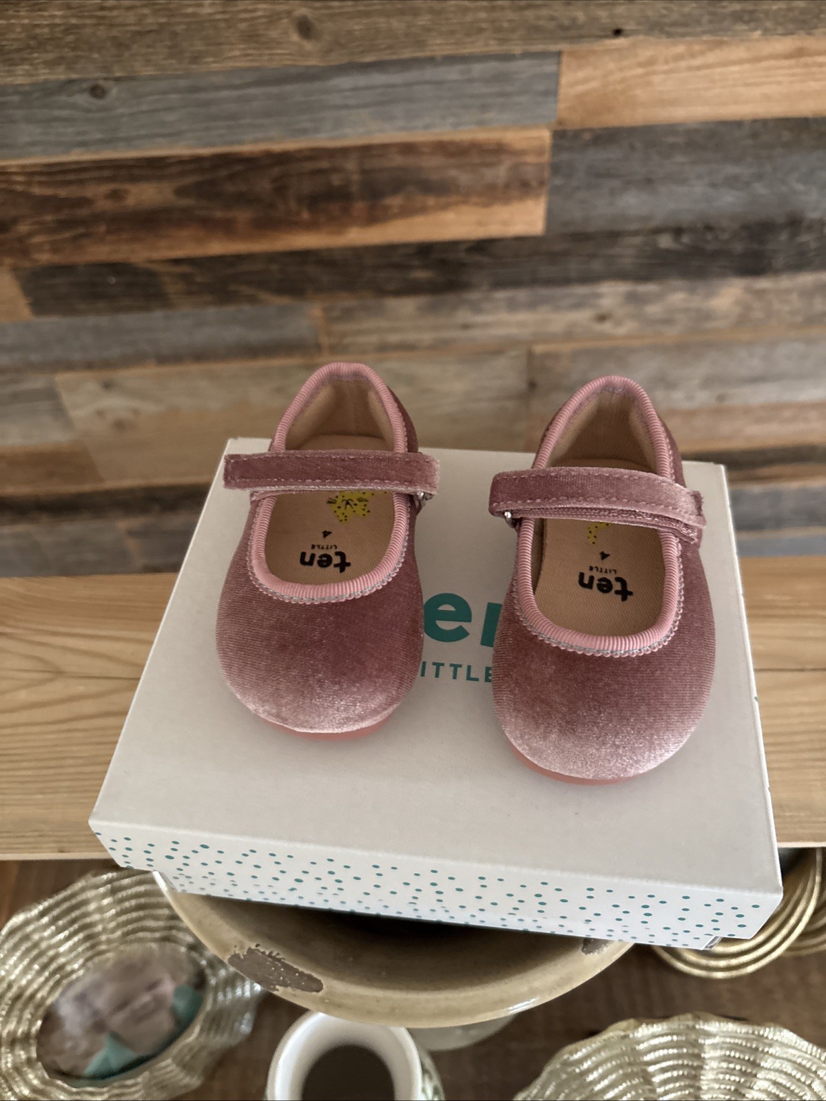 Ten Little Girl Pink Purple Velvet Mary Jane Flats Hook & Loop Strap US Sz 4 NEW Ten Little Girl Pink Purple Velvet Mary Jane Flats Hook & Loop Strap US Sz 4 NEW