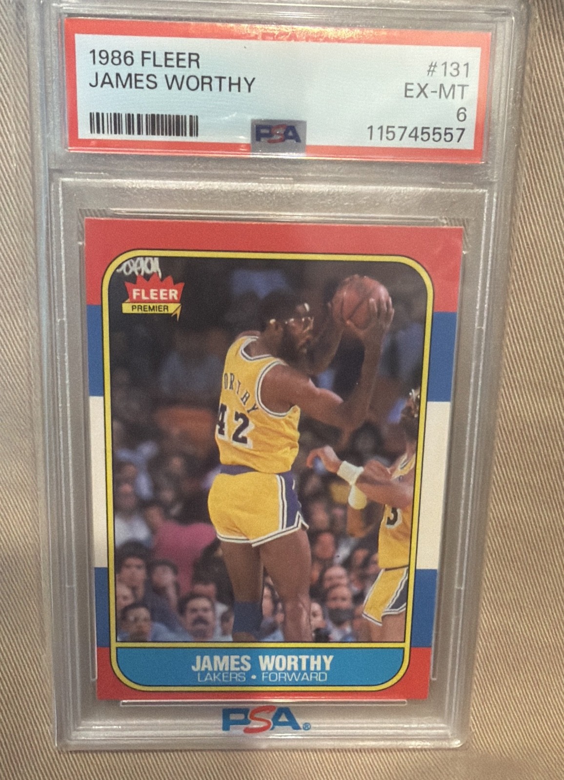 1986-87 Fleer - James Worthy #131 PSA 6 1986-87 Fleer - James Worthy #131 PSA 6