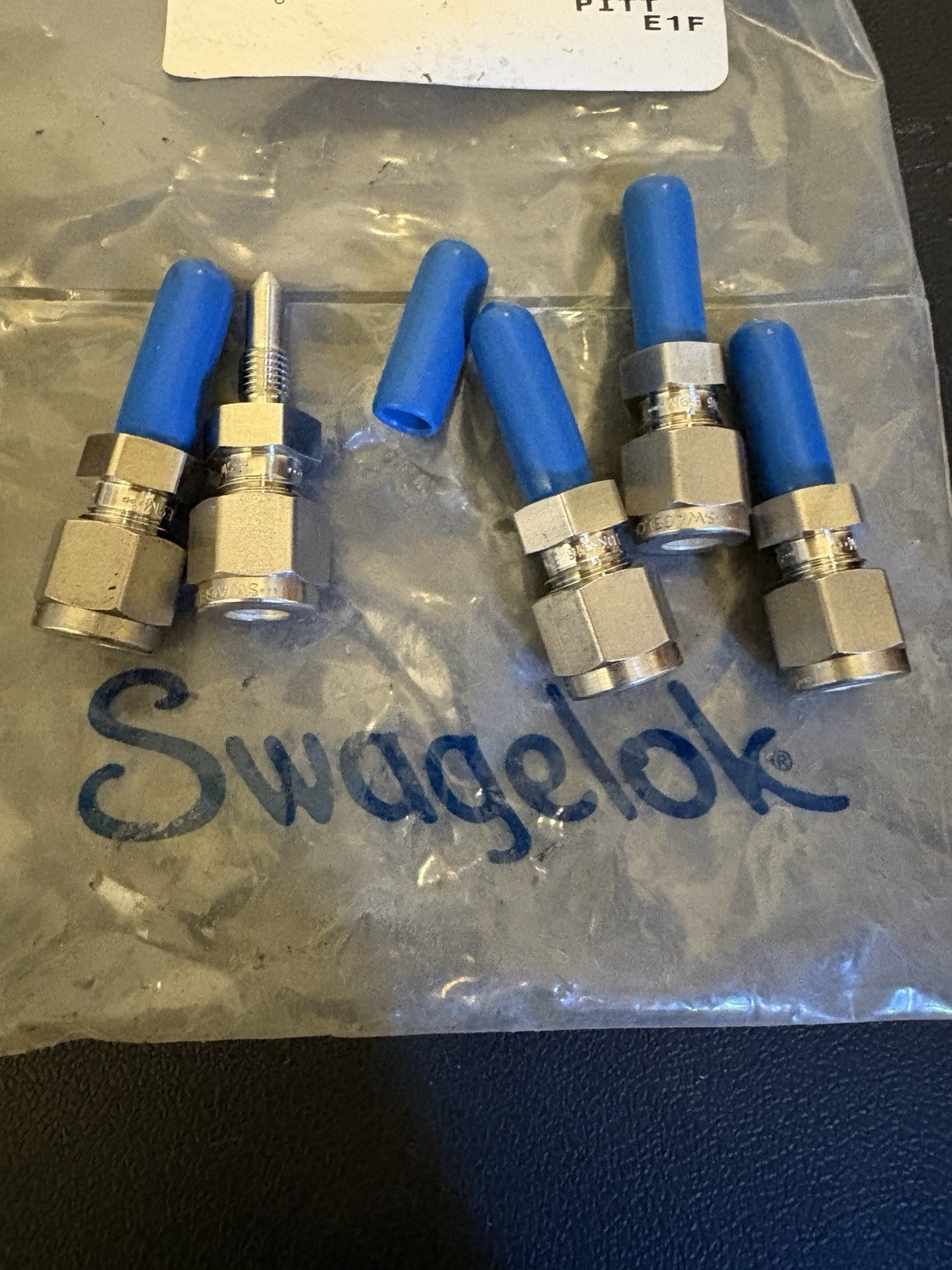 Swagelok SS-400-1-0257 DP Calibration Fittings 1/4-28 316 SS Lot of 5 Swagelok SS-400-1-0257 DP Calibration Fittings 1/4-28 316 SS Lot of 5