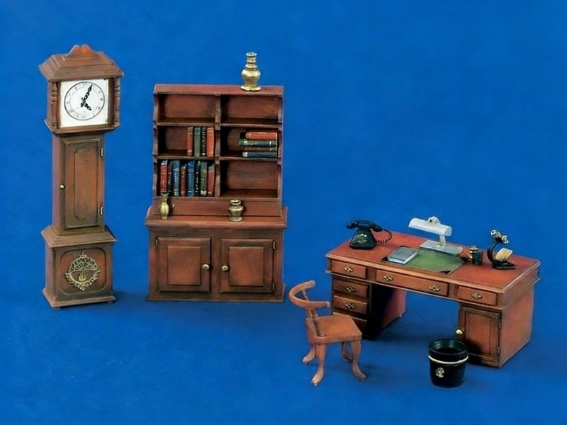 1/35 Resin Figure 1930/1940\'s Office Furniture Diorama Set Unpainted Unassembled 1/35 Resin Figure 1930/1940\'s Office Furniture Diorama Set Unpainted Unassembled