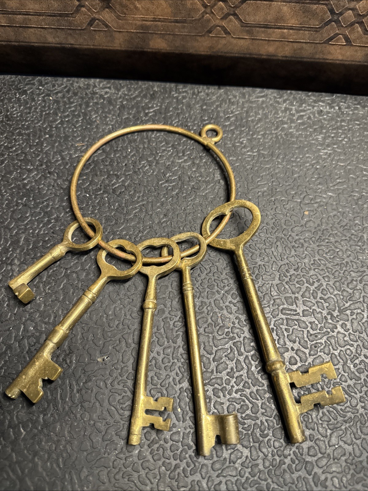 VTG Brass Key Set Jailers Skeleton Set Of 5 Keys On Ring