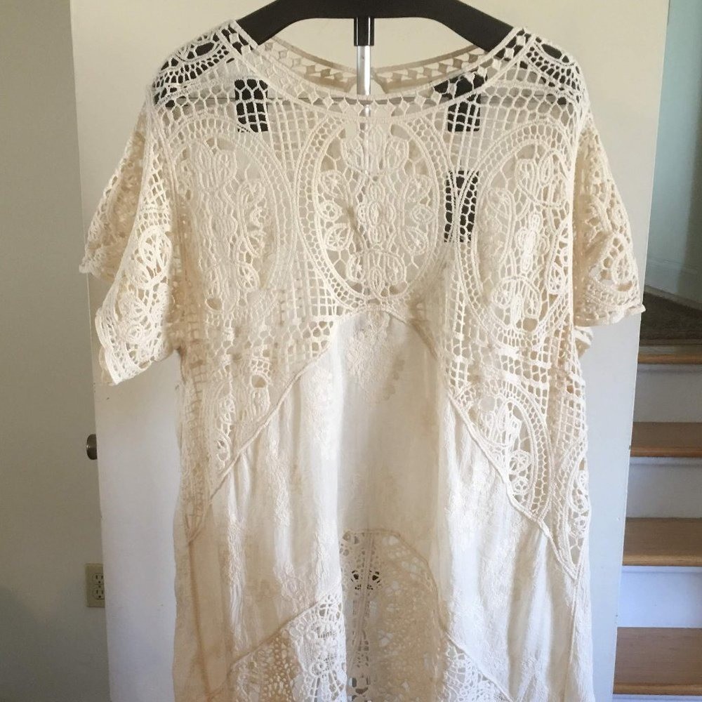 Lane Bryant Mixed Crochet Lace Peasant Tunic Cream Ivory Plus Size 26/28 4X NWT Lane Bryant Mixed Crochet Lace Peasant Tunic Cream Ivory Plus Size 26/28 4X NWT