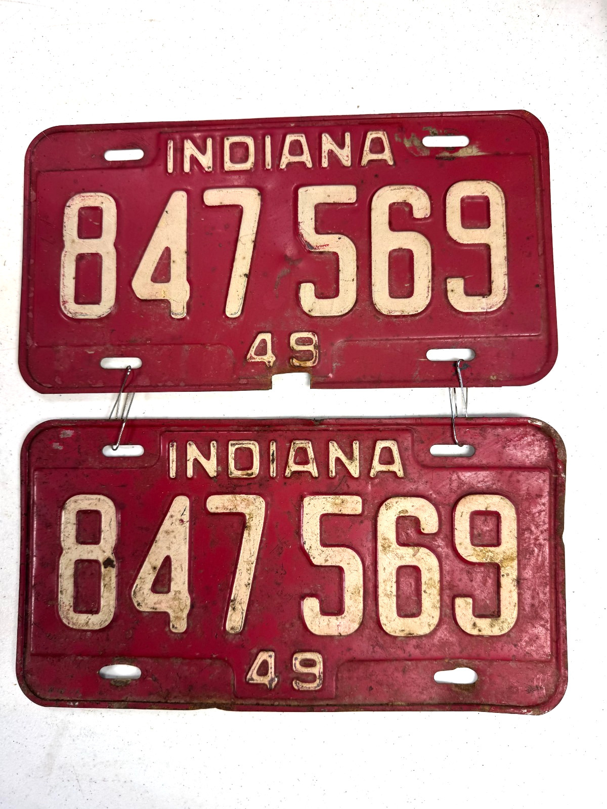 1949 Indiana license plate tag PAIR Set original paint 847569 1949 Indiana license plate tag PAIR Set original paint 847569